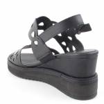 TAMARIS 28331 czarne sandały damskie na koturnie 1-1-28331-26 001 BLACK