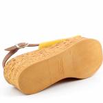 TAMARIS 28393-42 600 żółte sandały damskie wl25